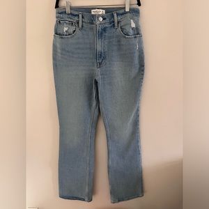 Abercrombie & Fitch The 70’s Vintage Flare Ultra High Rise